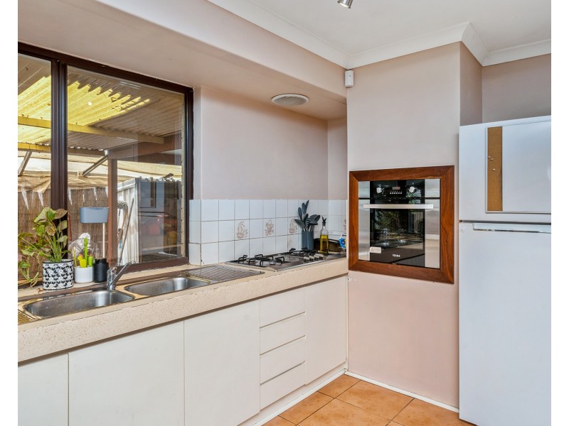 23 Edwards Entrance, Stratton WA 6056