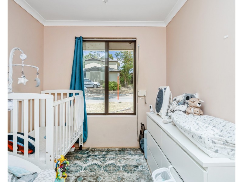 23 Edwards Entrance, Stratton WA 6056