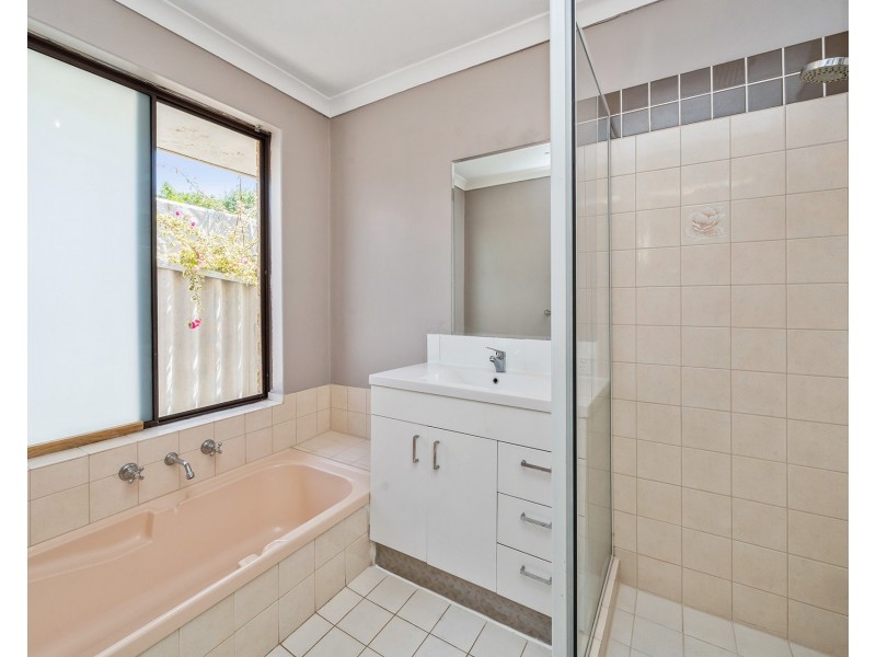 23 Edwards Entrance, Stratton WA 6056