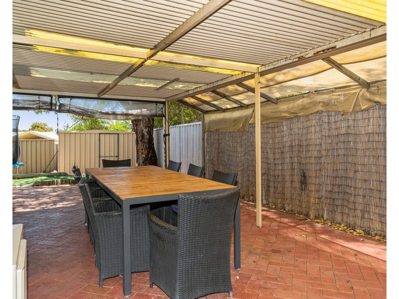 23 Edwards Entrance, Stratton WA 6056