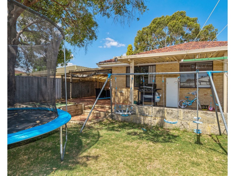 23 Edwards Entrance, Stratton WA 6056