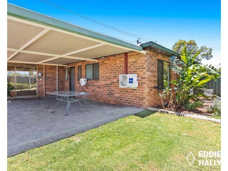 2 Cormorant Way, Yangebup WA 6164