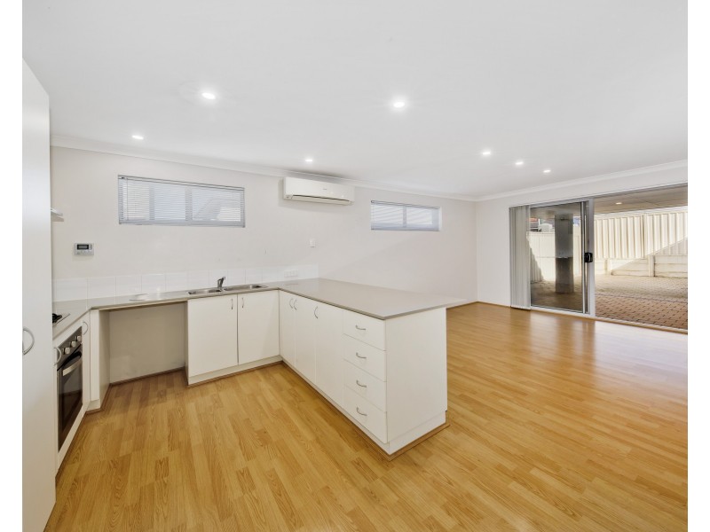 1/174 Flinders Street, Yokine WA 6060