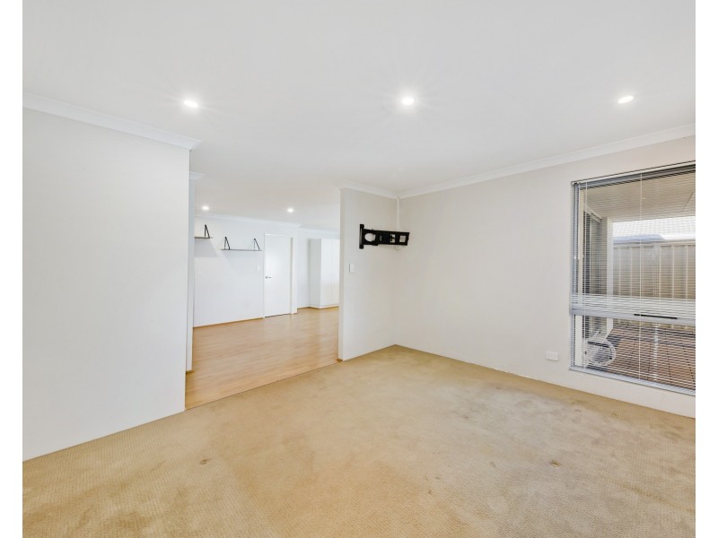 1/174 Flinders Street, Yokine WA 6060