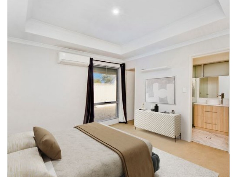 1/174 Flinders Street, Yokine WA 6060
