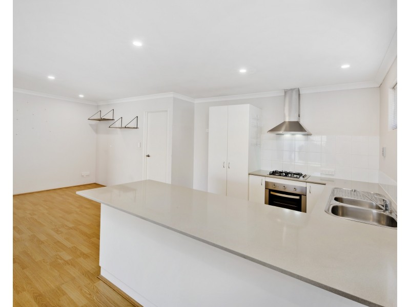 1/174 Flinders Street, Yokine WA 6060