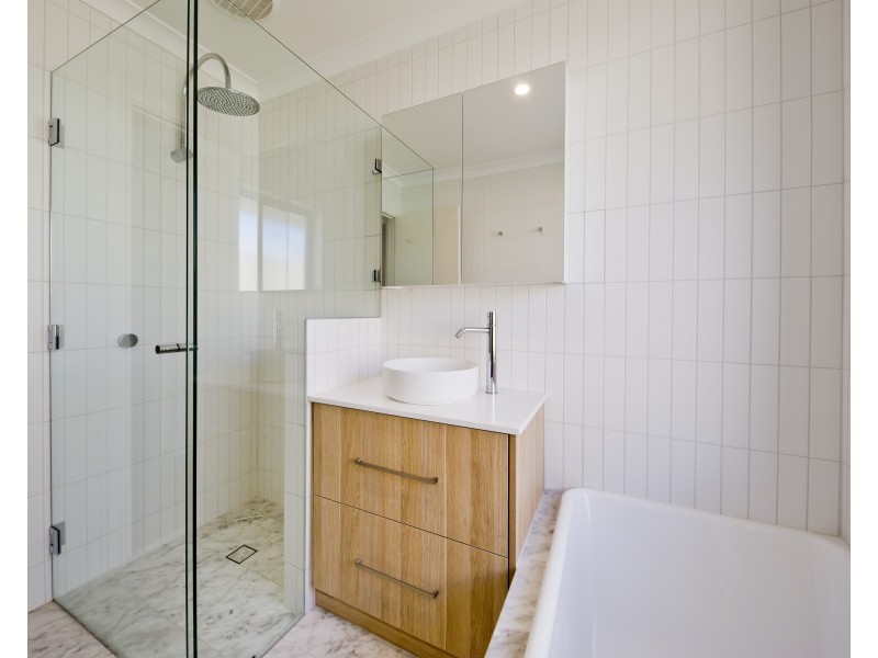 1/174 Flinders Street, Yokine WA 6060
