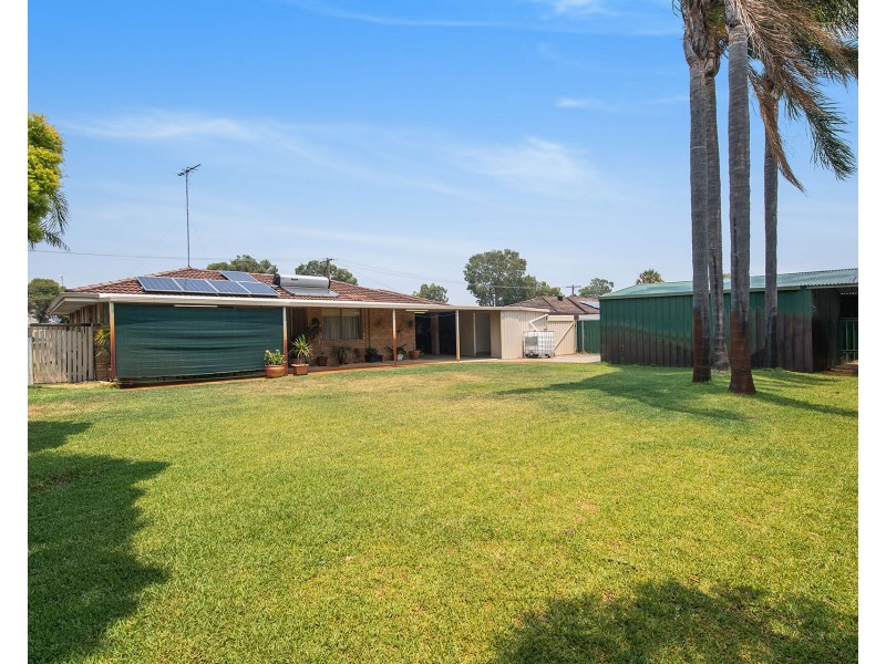 3 Underdale Place, Coodanup WA 6210