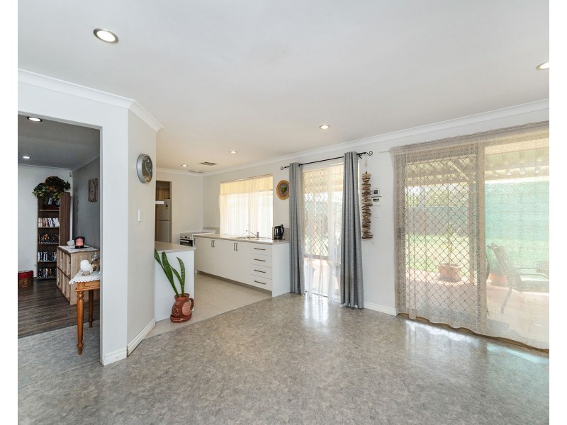 3 Underdale Place, Coodanup WA 6210