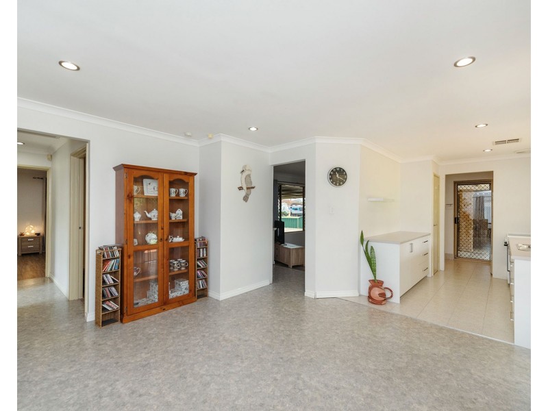3 Underdale Place, Coodanup WA 6210