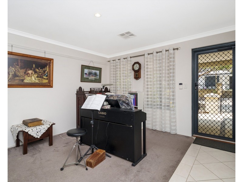 6 Oban Way, Ellenbrook WA 6069