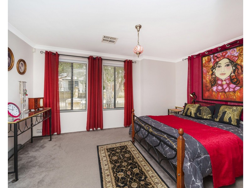 6 Oban Way, Ellenbrook WA 6069