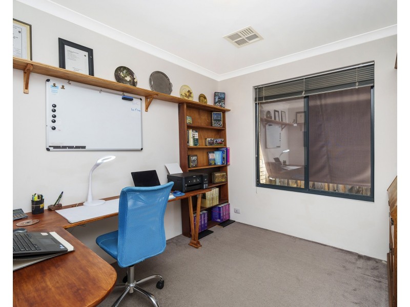 6 Oban Way, Ellenbrook WA 6069