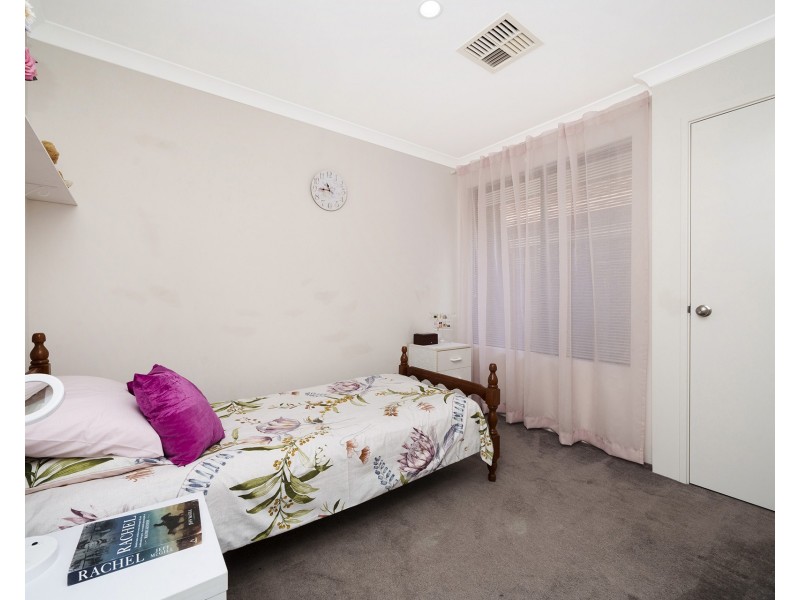 6 Oban Way, Ellenbrook WA 6069