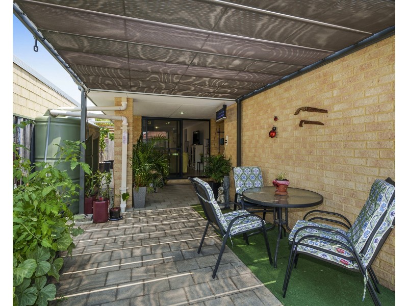 6 Oban Way, Ellenbrook WA 6069