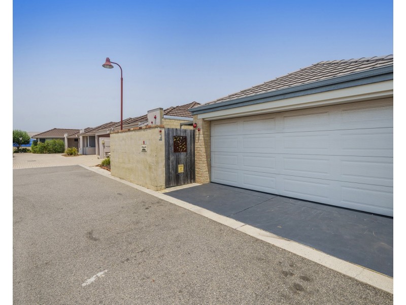 6 Oban Way, Ellenbrook WA 6069