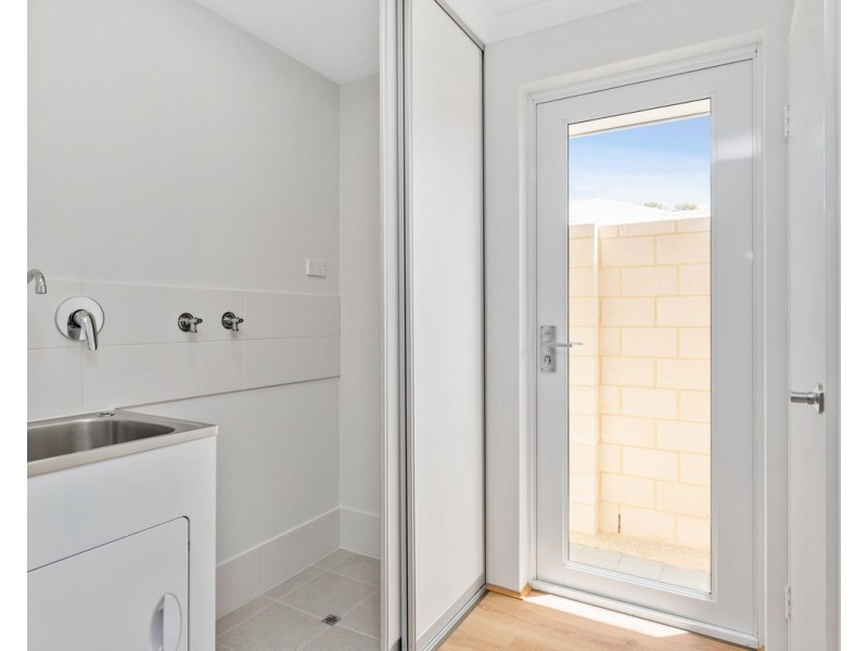 38 Bushlark Turn, Erskine WA 6210