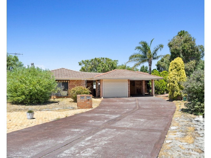 2/4 Columbia Close, Halls Head WA 6210