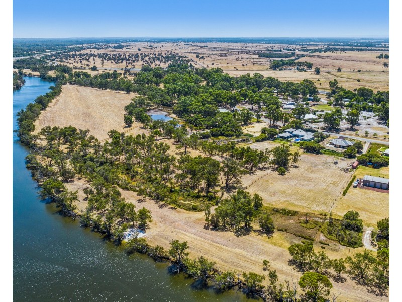 42 Thomasfield Place, Ravenswood WA 6208