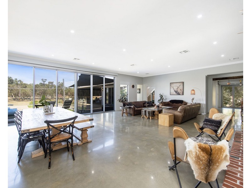 42 Thomasfield Place, Ravenswood WA 6208