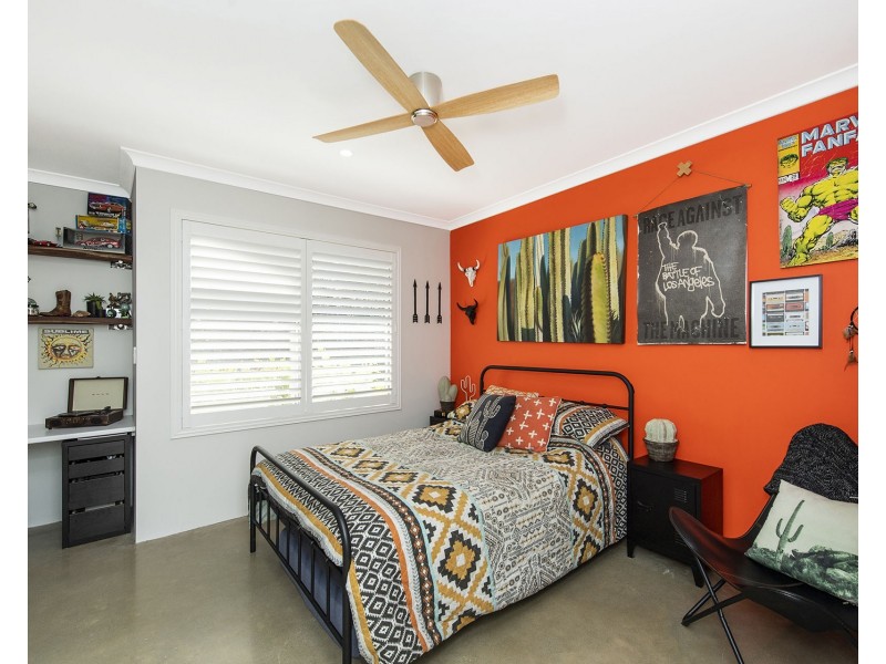 42 Thomasfield Place, Ravenswood WA 6208