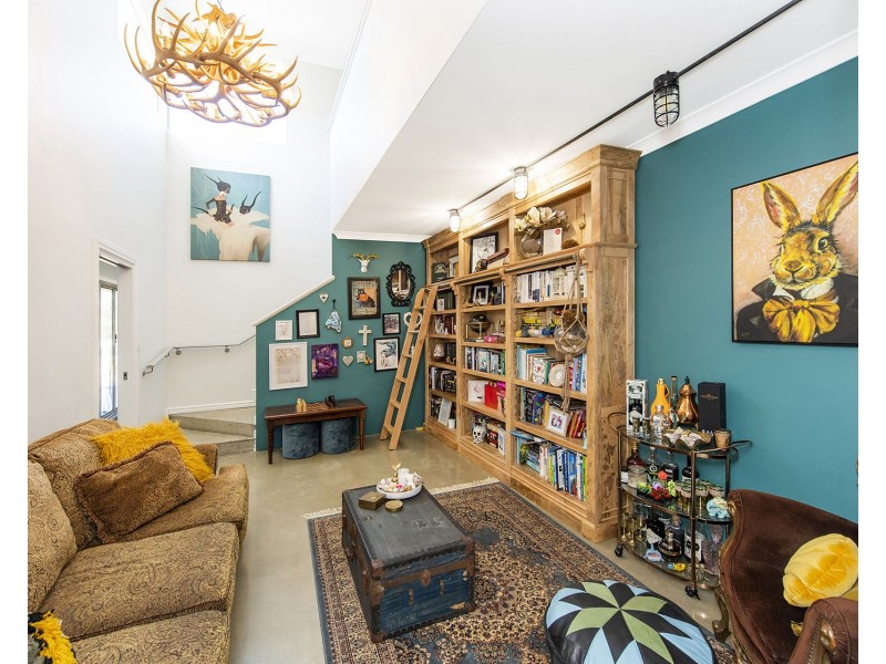 42 Thomasfield Place, Ravenswood WA 6208