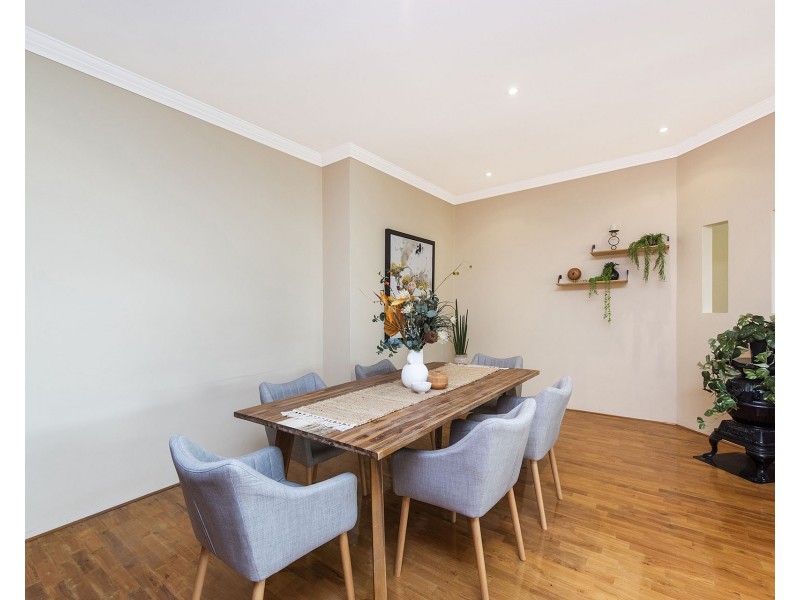 8 Pemberton Close, Stirling WA 6021