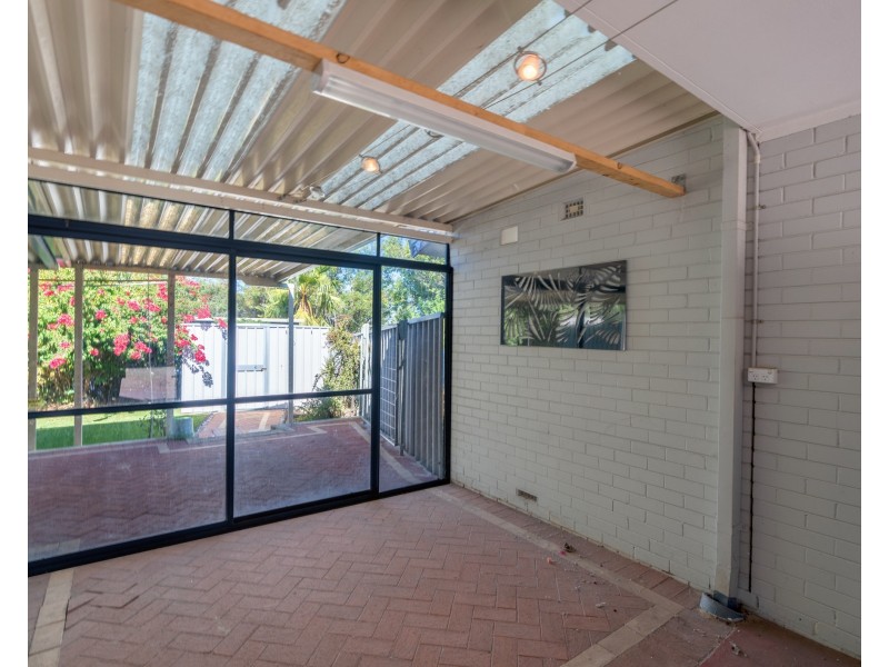 26B Casserley Avenue, Girrawheen WA 6064