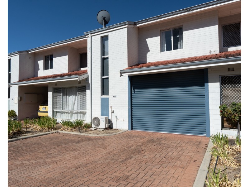 26B Casserley Avenue, Girrawheen WA 6064