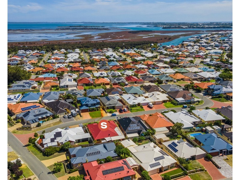 4 Petit Loop, Dudley Park WA 6210