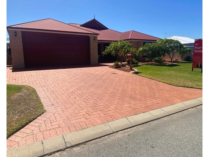 4 Petit Loop, Dudley Park WA 6210