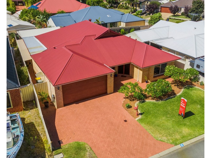 4 Petit Loop, Dudley Park WA 6210