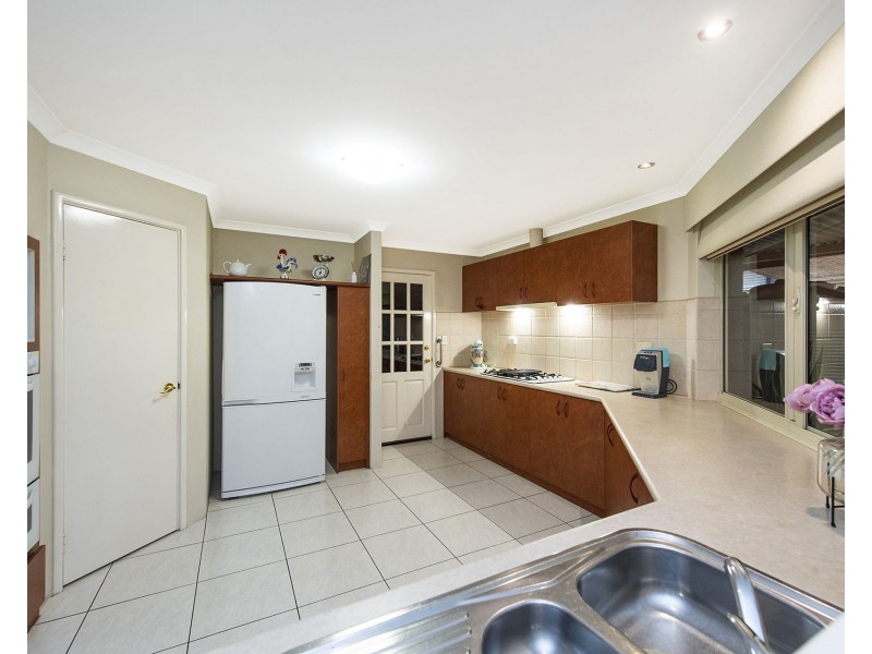 4 Petit Loop, Dudley Park WA 6210