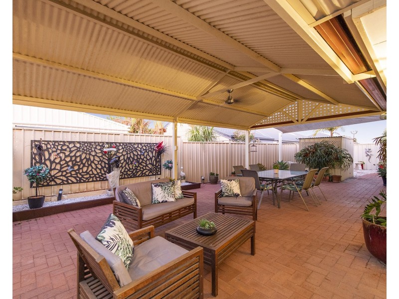 4 Petit Loop, Dudley Park WA 6210