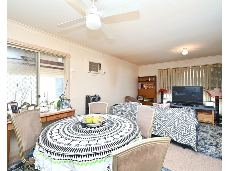 10 Gummow Way, Girrawheen WA 6064