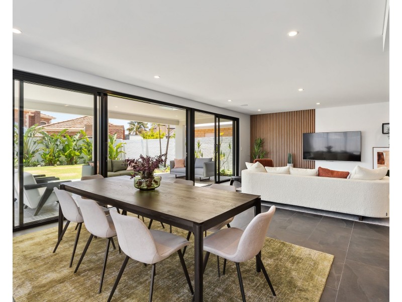 206 Empire Avenue, Churchlands WA 6018