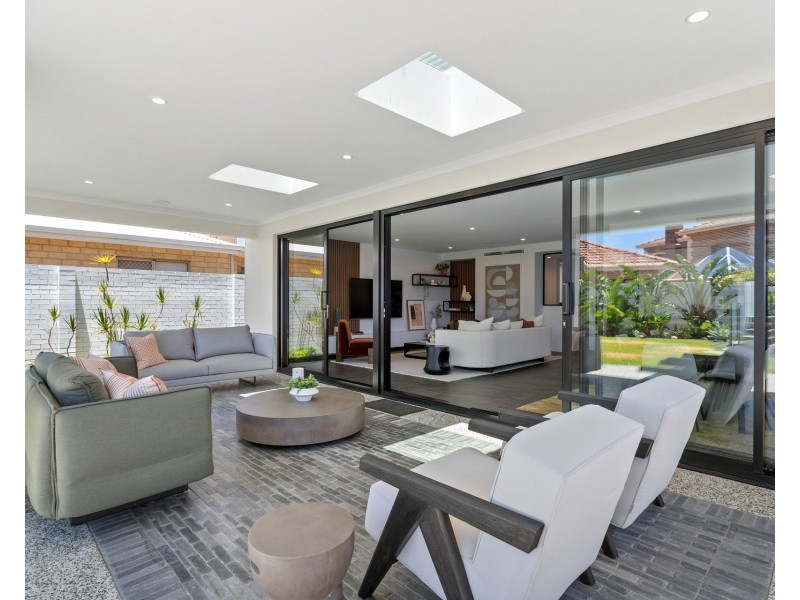 206 Empire Avenue, Churchlands WA 6018