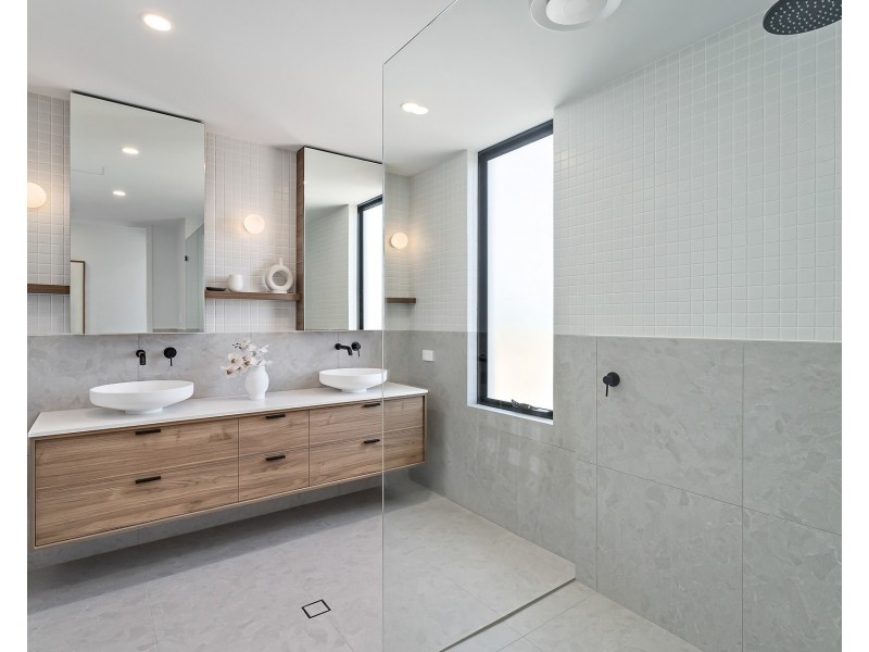 206 Empire Avenue, Churchlands WA 6018