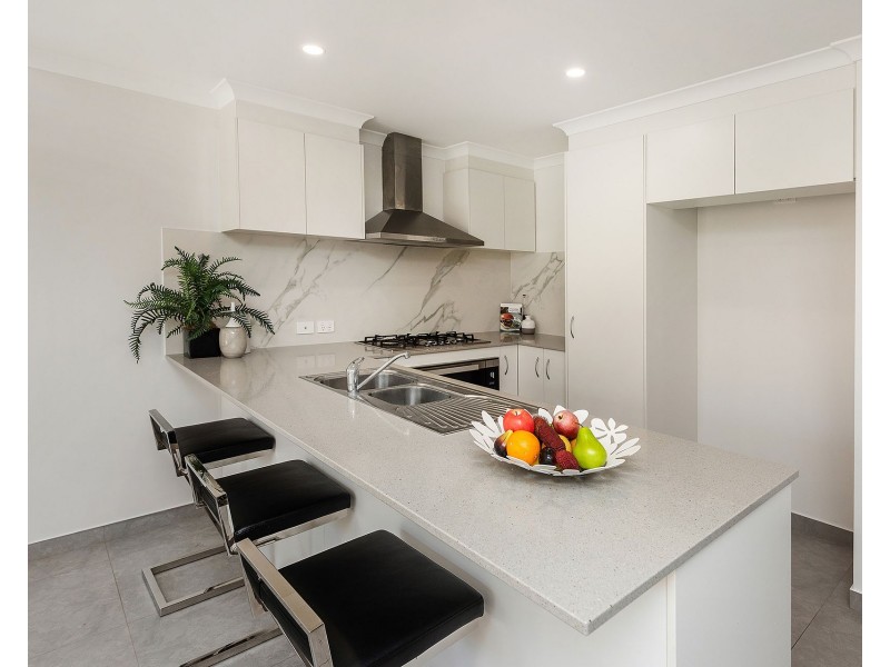 2/142 Camborne Parkway, Butler WA 6036