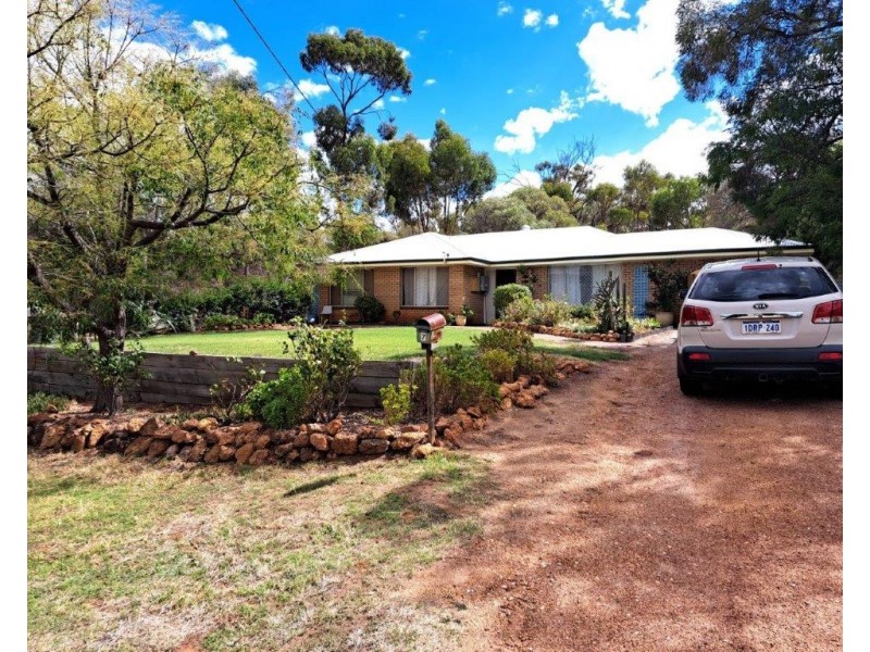 7 Connor Street, Toodyay WA 6566