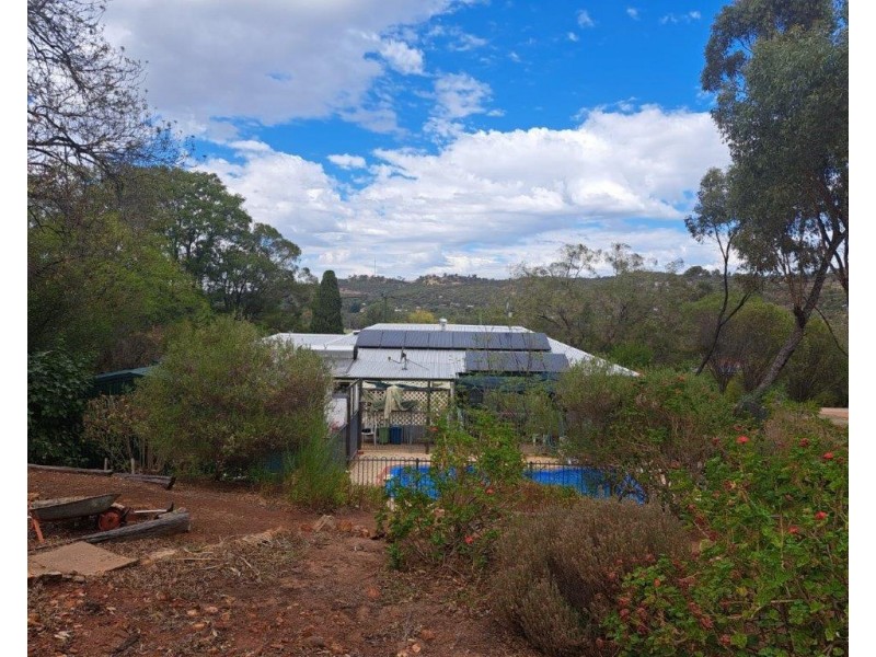 7 Connor Street, Toodyay WA 6566