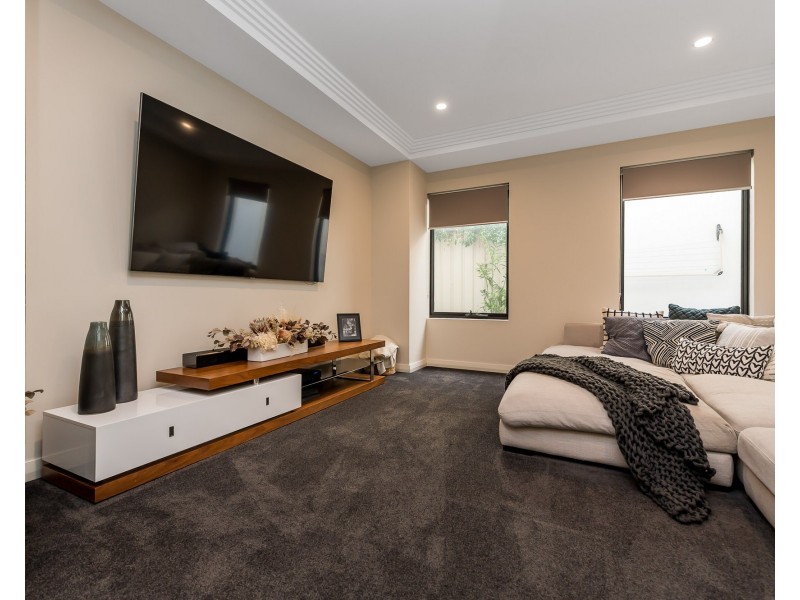 5 Ingles Place, Bayswater WA 6053