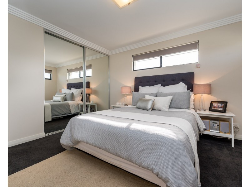 5 Ingles Place, Bayswater WA 6053