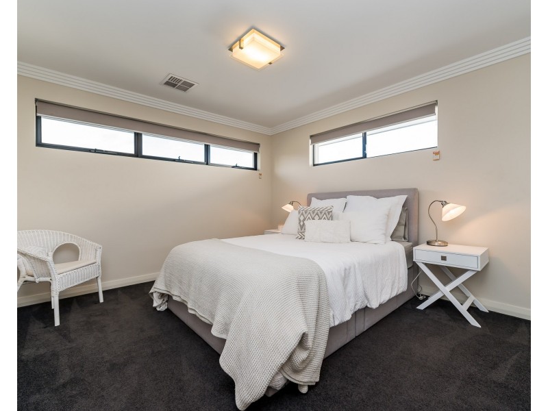 5 Ingles Place, Bayswater WA 6053