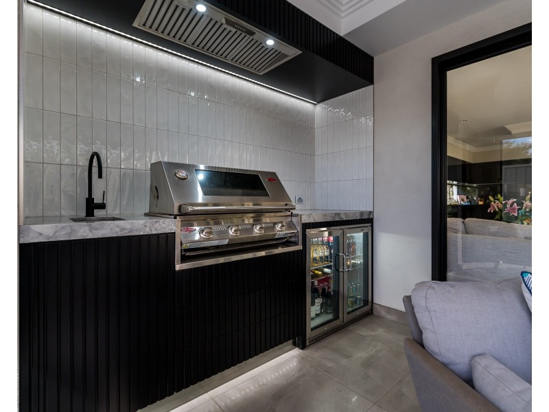 5 Ingles Place, Bayswater WA 6053