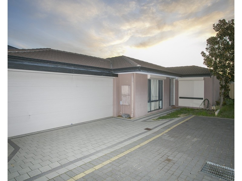 1/102 Gibbs Street, East Cannington WA 6107