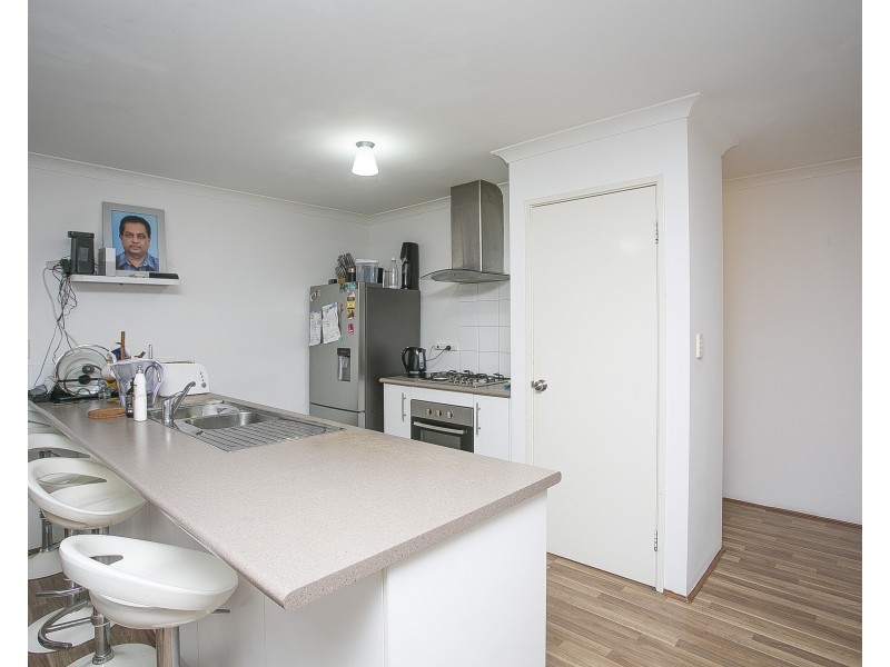 1/102 Gibbs Street, East Cannington WA 6107