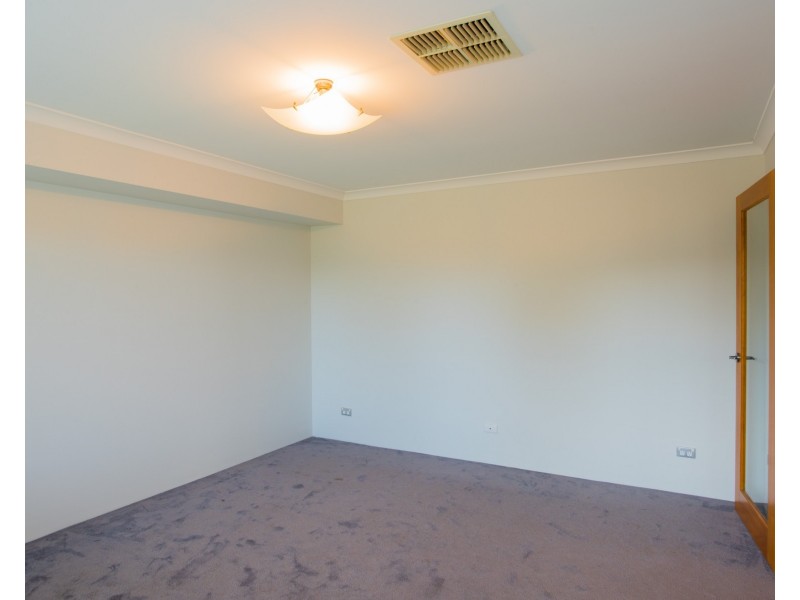 6 Argent Street, Aveley WA 6069