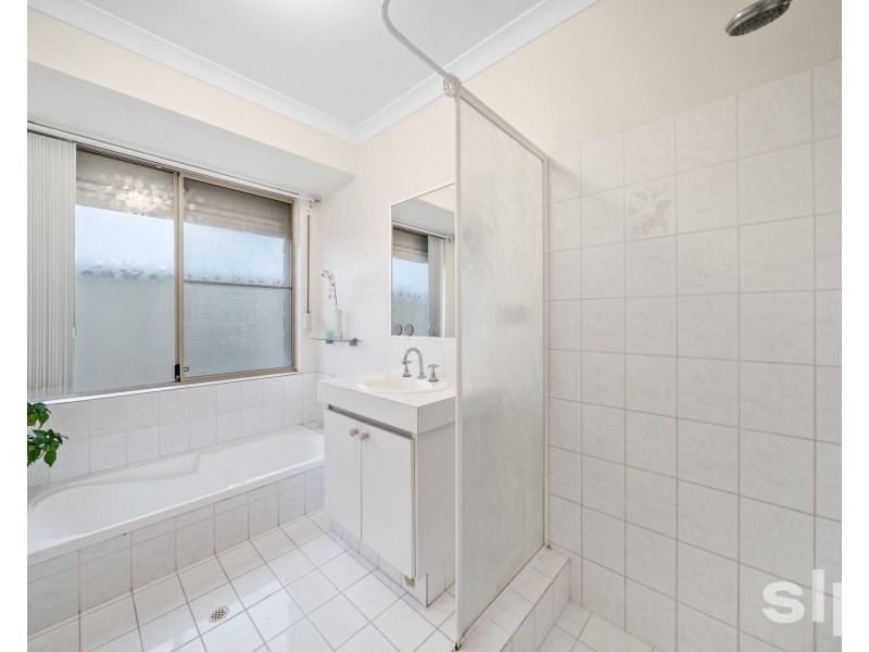 15 Hinchinbrook Avenue, Ridgewood WA 6030
