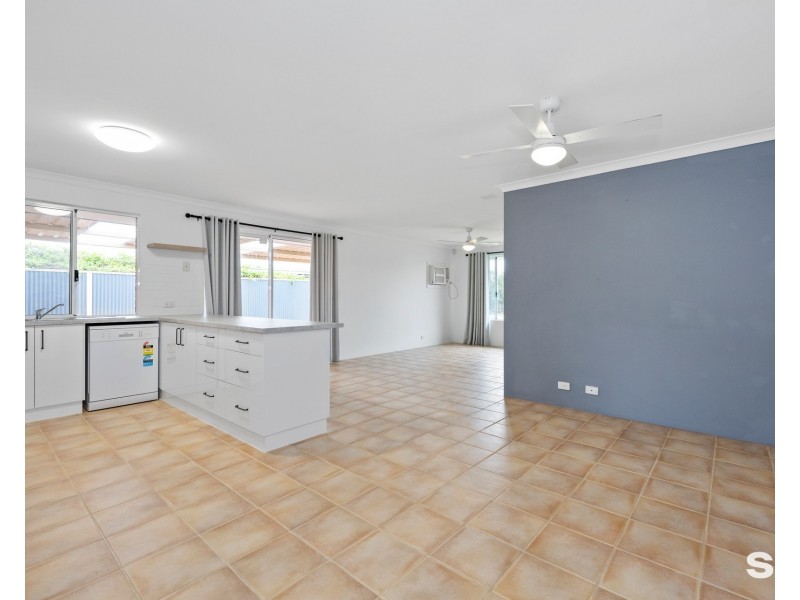 14 Cane Road, Greenfields WA 6210